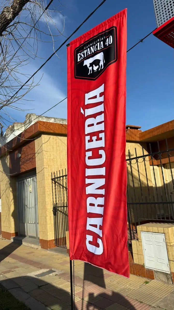 Estancia 40 Carnicería — Fly banner de vereda. Trabajo realizado por Zengráfica en San Lorenzo, Santa Fe.