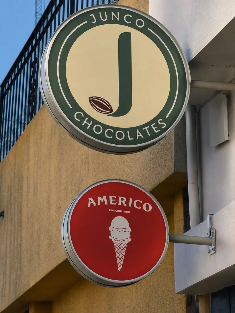 Junco Chocolates · Américo — Salientes circulares de doble faz. Trabajo realizado por Zengráfica en San Lorenzo, Santa Fe.
