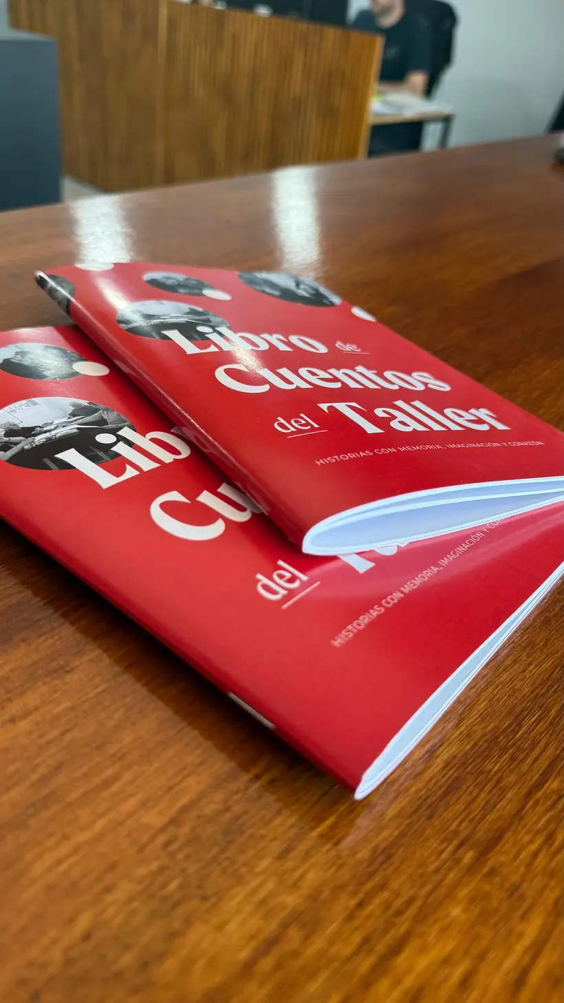 Cuentos del Taller — Libro con lomo encolado. Trabajo realizado por Zengráfica en San Lorenzo, Santa Fe.